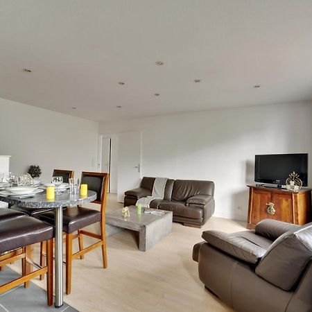 Апартаменти Chic Apart With Parking Сен-Дені Екстер'єр фото
